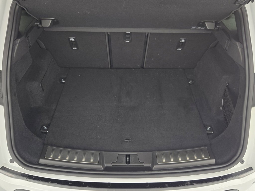 Used 2022 Land Rover Range Rover Evoque R-Dynamic S image 22