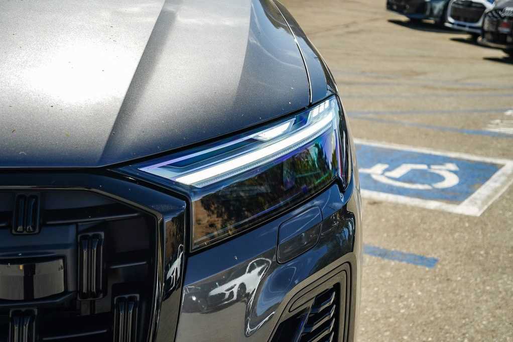 New 2026 Audi Q7 2.0T Premium Plus AWD/4WD image 8