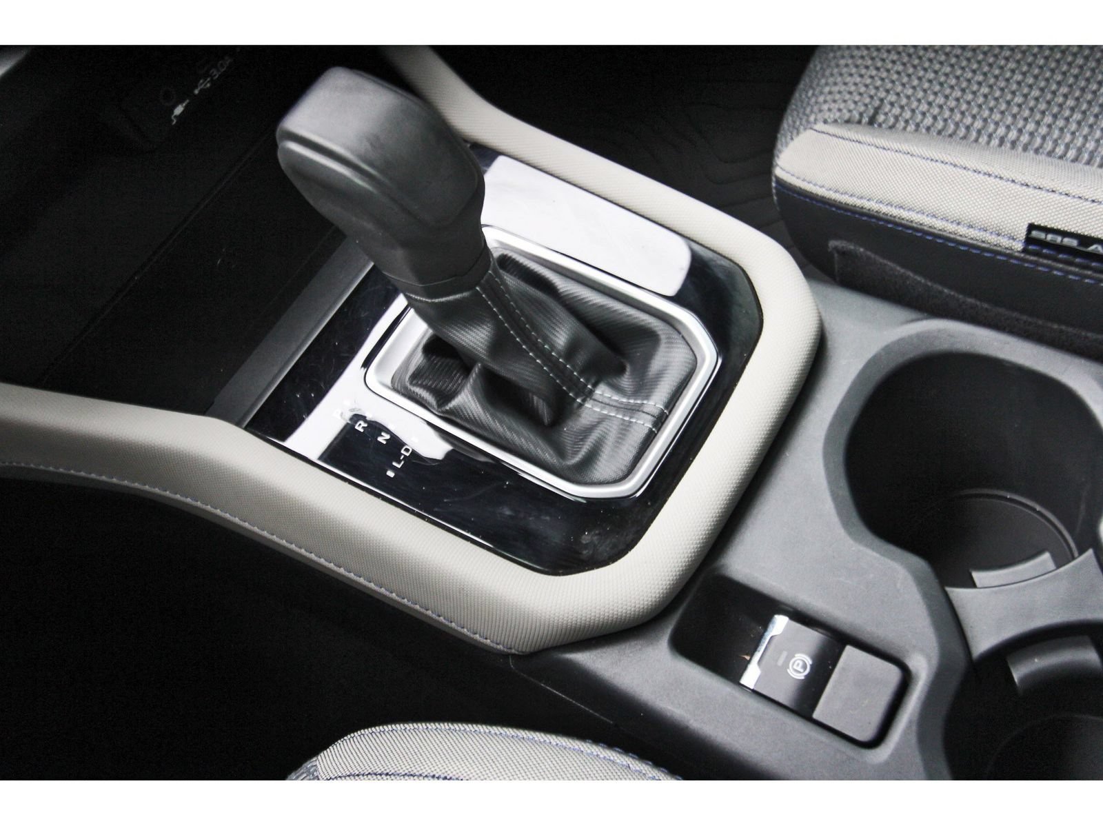 Certified 2025 Subaru Forester Premium AWD/4WD image 26
