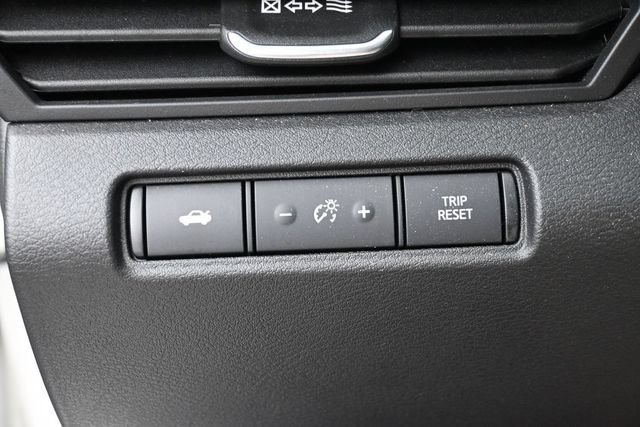 Used 2024 Nissan Altima 2.5 SV AWD/4WD image 18