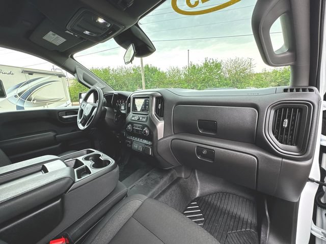 Used 2025 Chevrolet Silverado 1500 Custom Trail Boss w/ LPO, Dark Essentials Package AWD/4WD image 27
