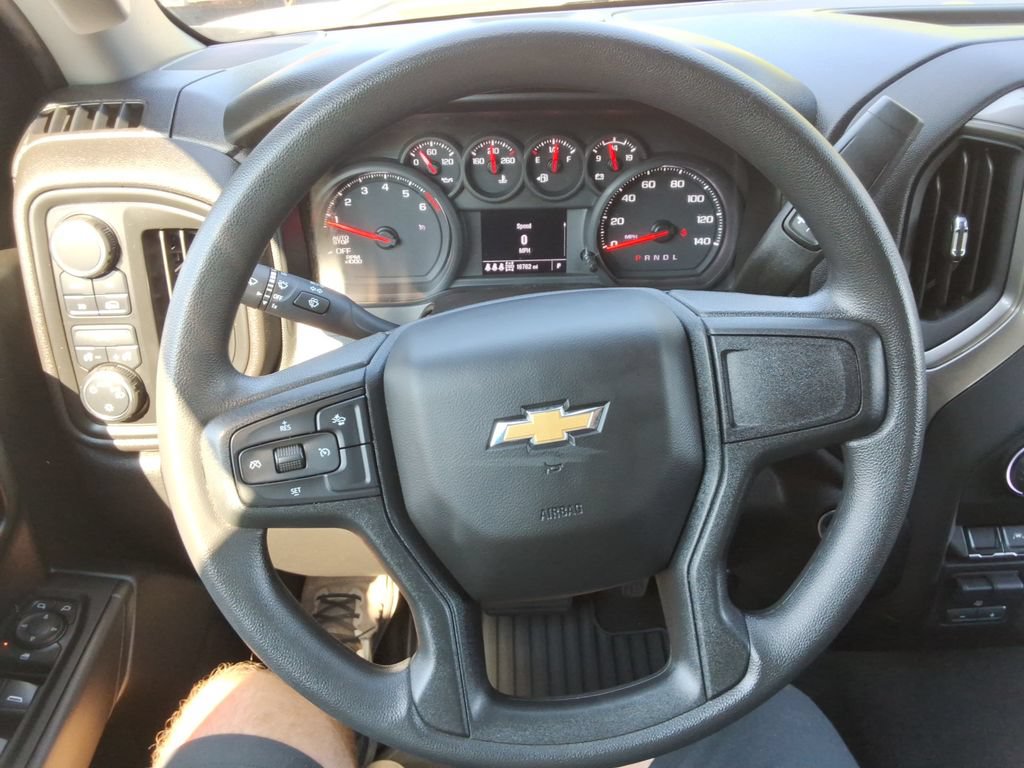 Certified 2025 Chevrolet Silverado 1500 Custom AWD/4WD image 27
