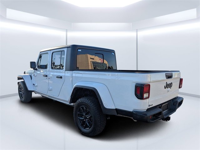 Used 2022 Jeep Gladiator Sport image 5