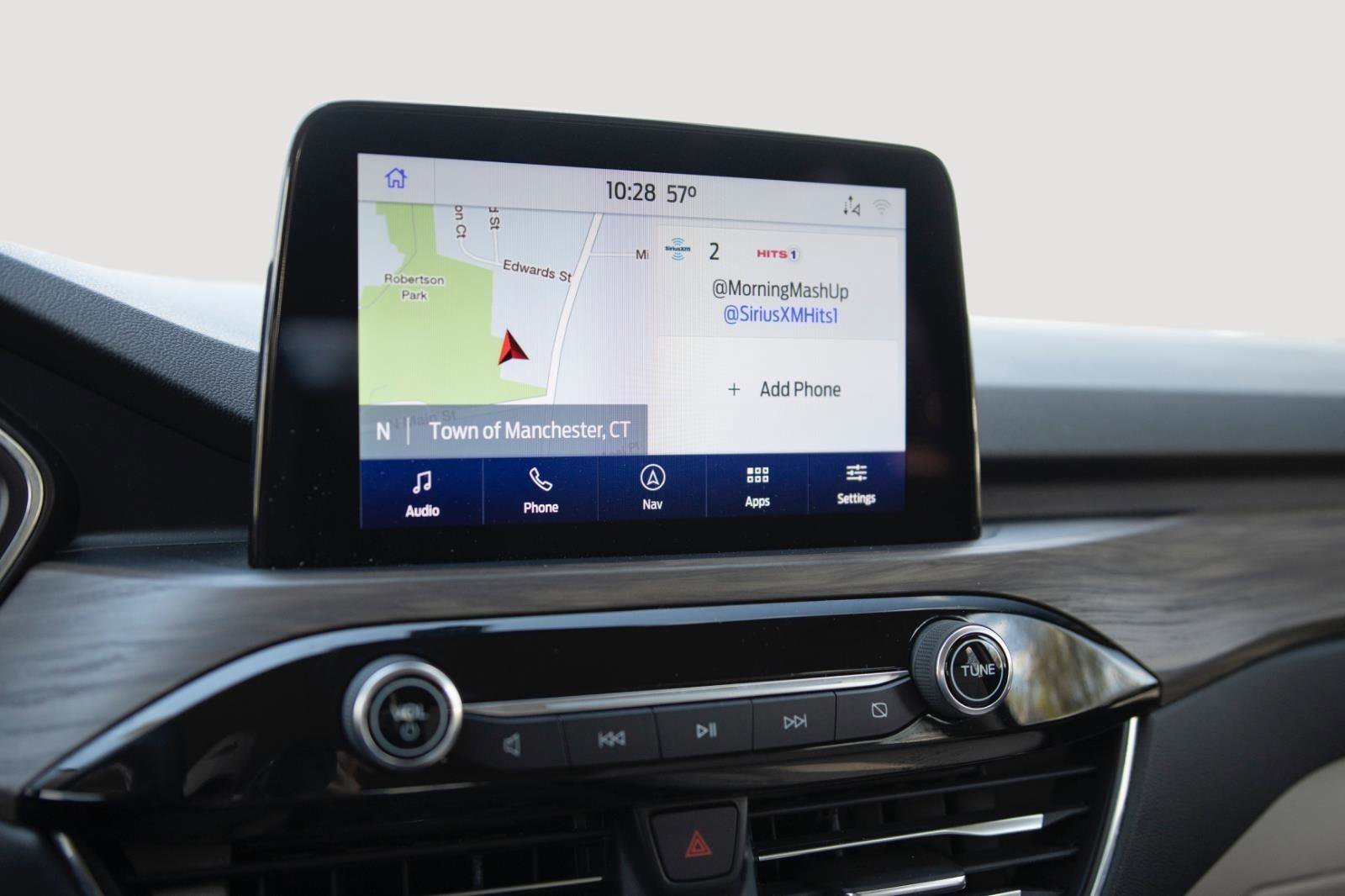 Used 2020 Ford Escape Titanium image 8