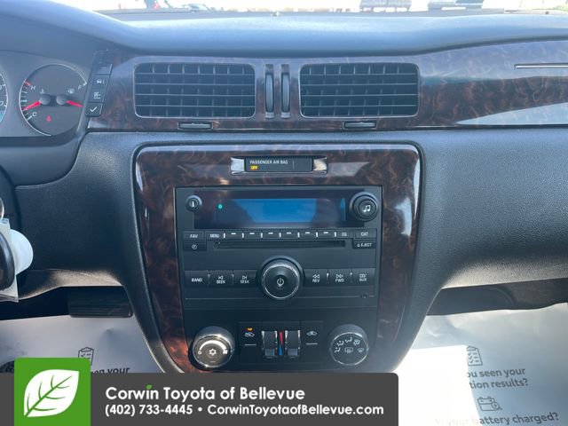 Used 2014 Chevrolet Impala LT w/ LT Sunroof Package image 12