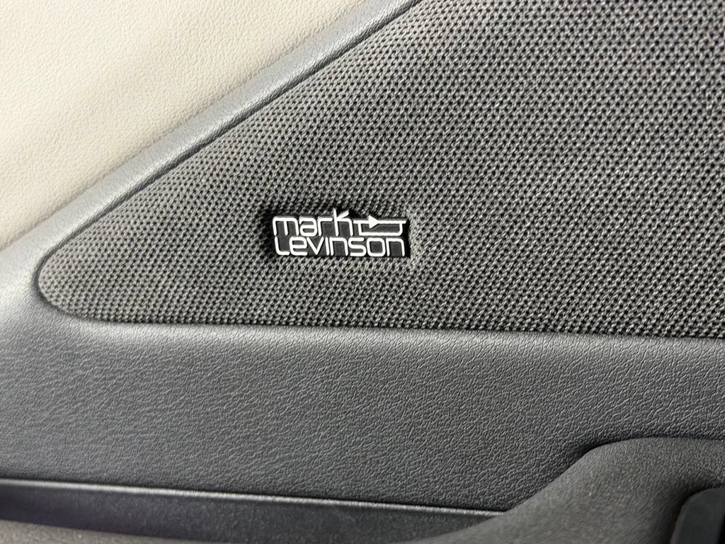 Used 2025 Lexus TX 550h AWD Plug-In Hybrid w/ Technology Package image 16