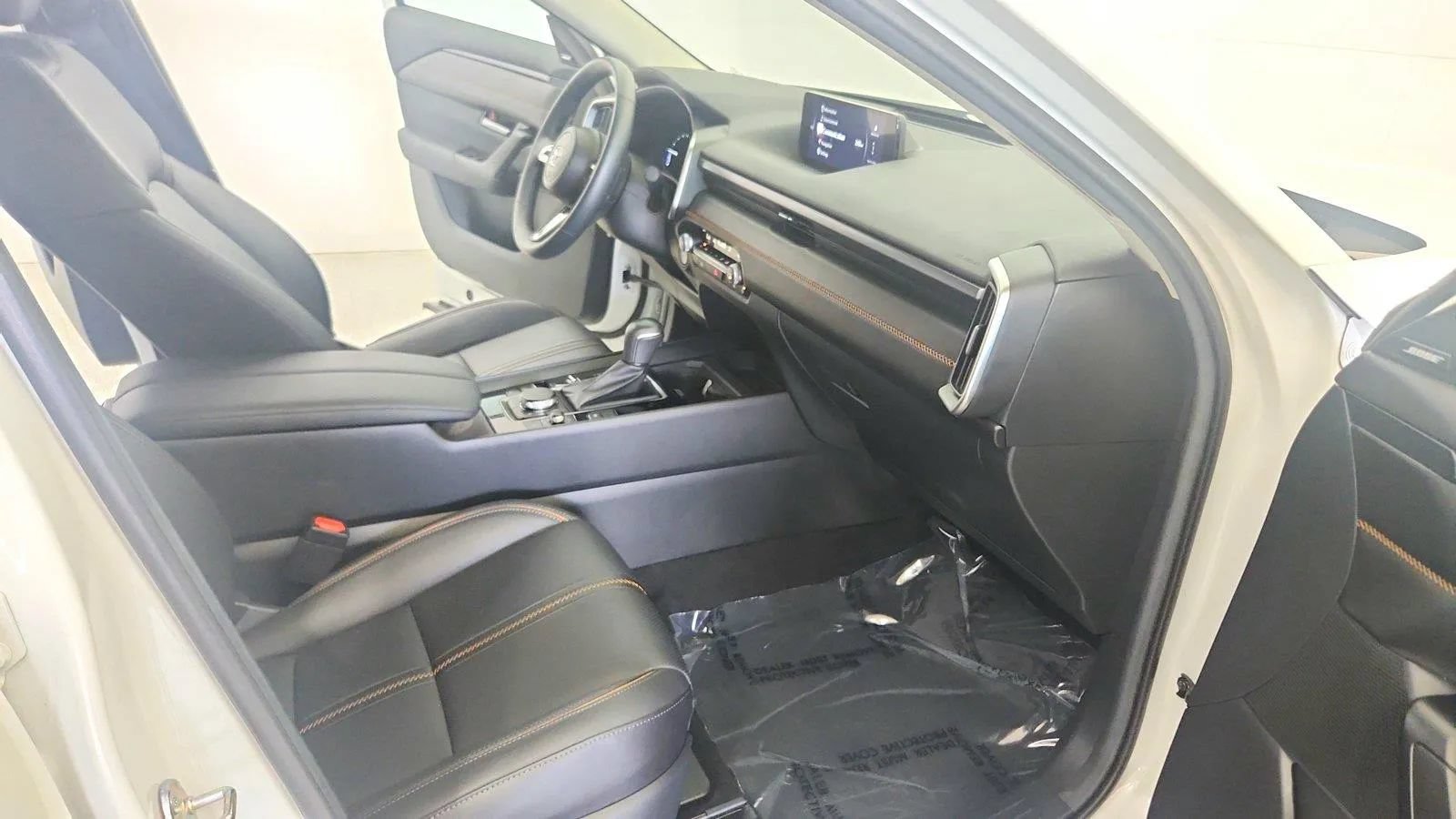 Used 2025 MAZDA CX-50 AWD 2.5 Hybrid w/ Premium Pkg image 28