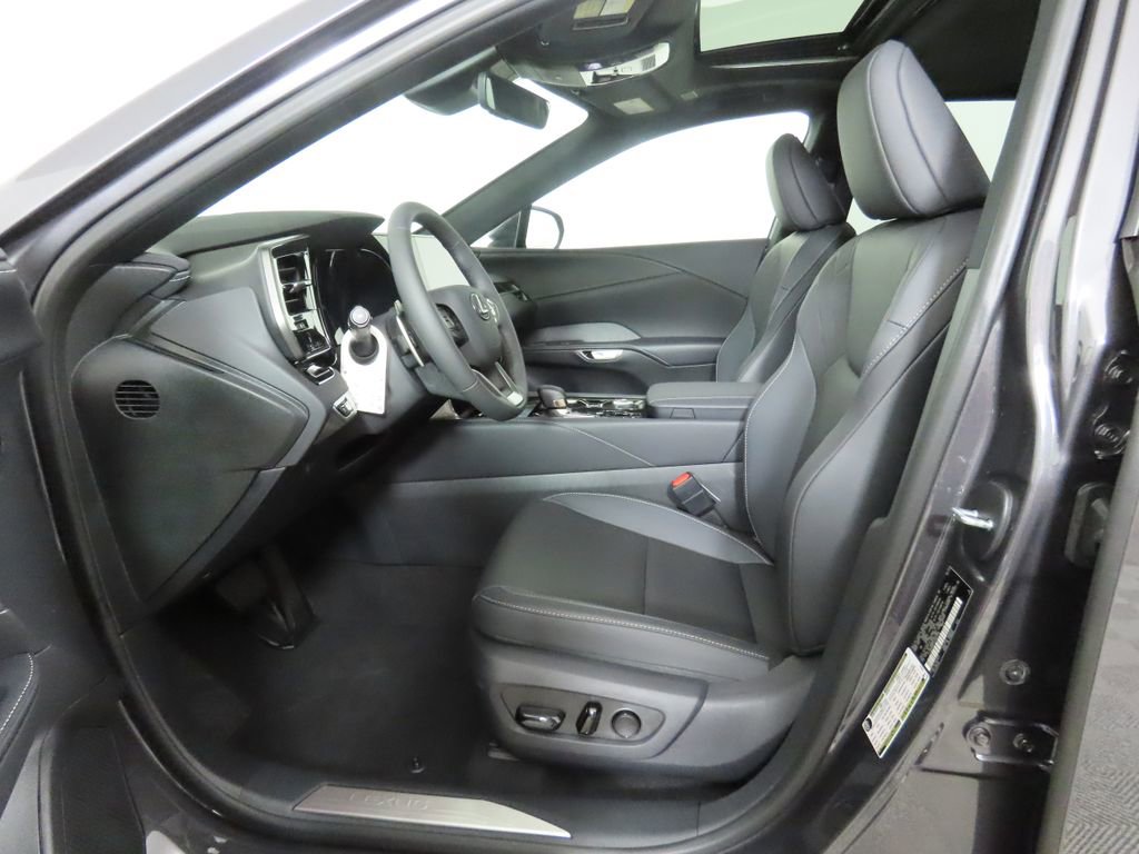 Certified 2025 Lexus RX 350 FWD image 19
