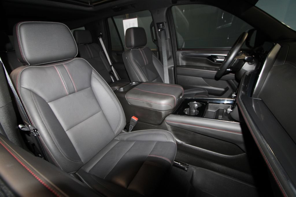 Used 2026 Chevrolet Tahoe RST w/ RST Capability Package AWD/4WD image 24