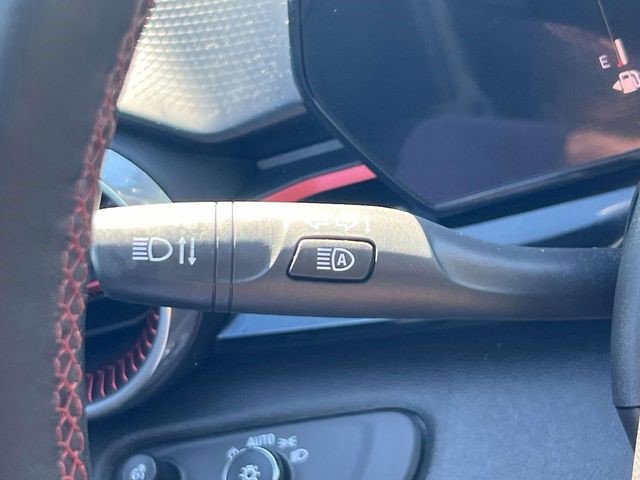 Certified 2024 Chevrolet Trax RS w/ Sunroof Package image 25