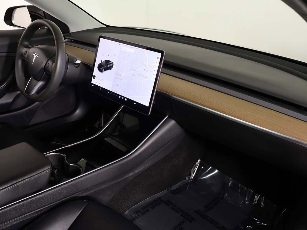 Used 2020 Tesla Model 3 Long Range image 29