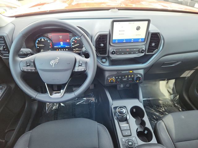 Used 2024 Ford Bronco Sport Badlands image 9