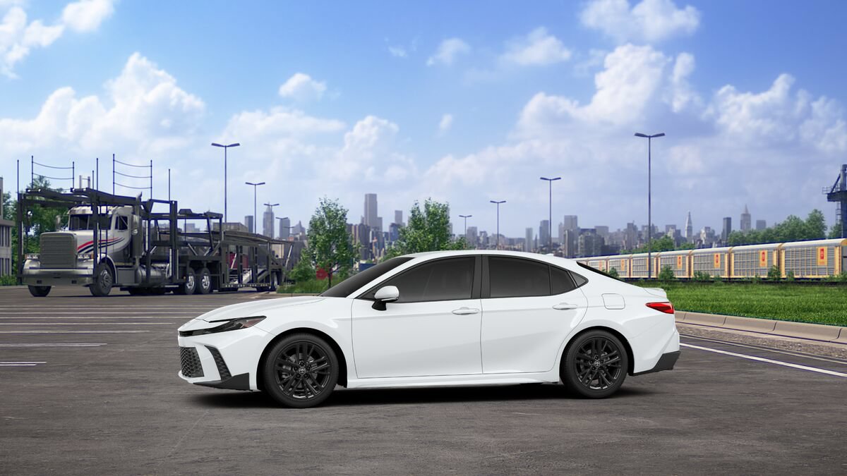 New 2027 Toyota Camry SE FWD image 4