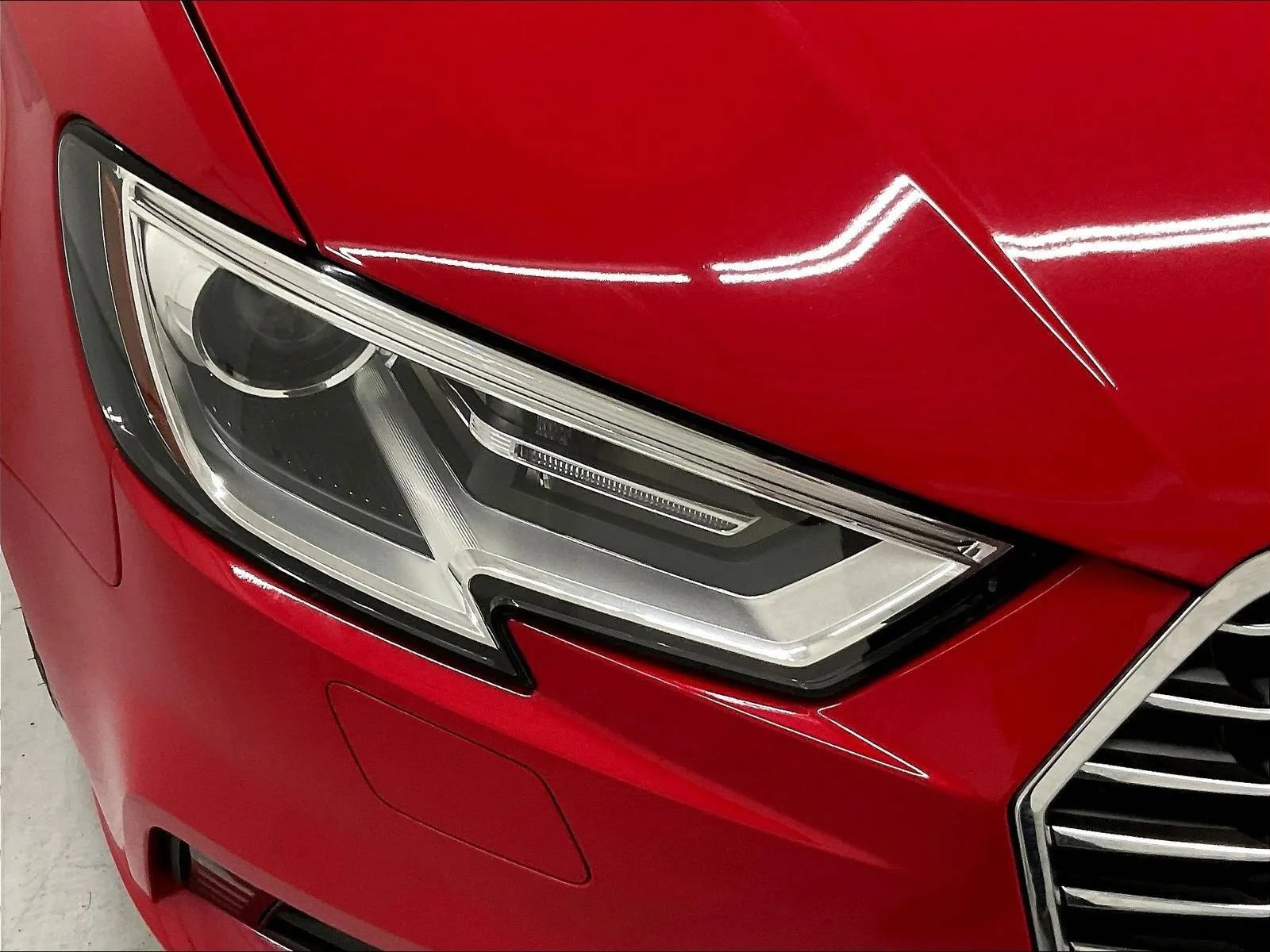 Used 2017 Audi A3 e-tron Premium w/ Sport Package FWD image 35