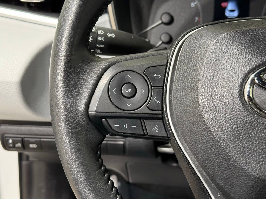 Used 2024 Toyota Corolla SE image 22