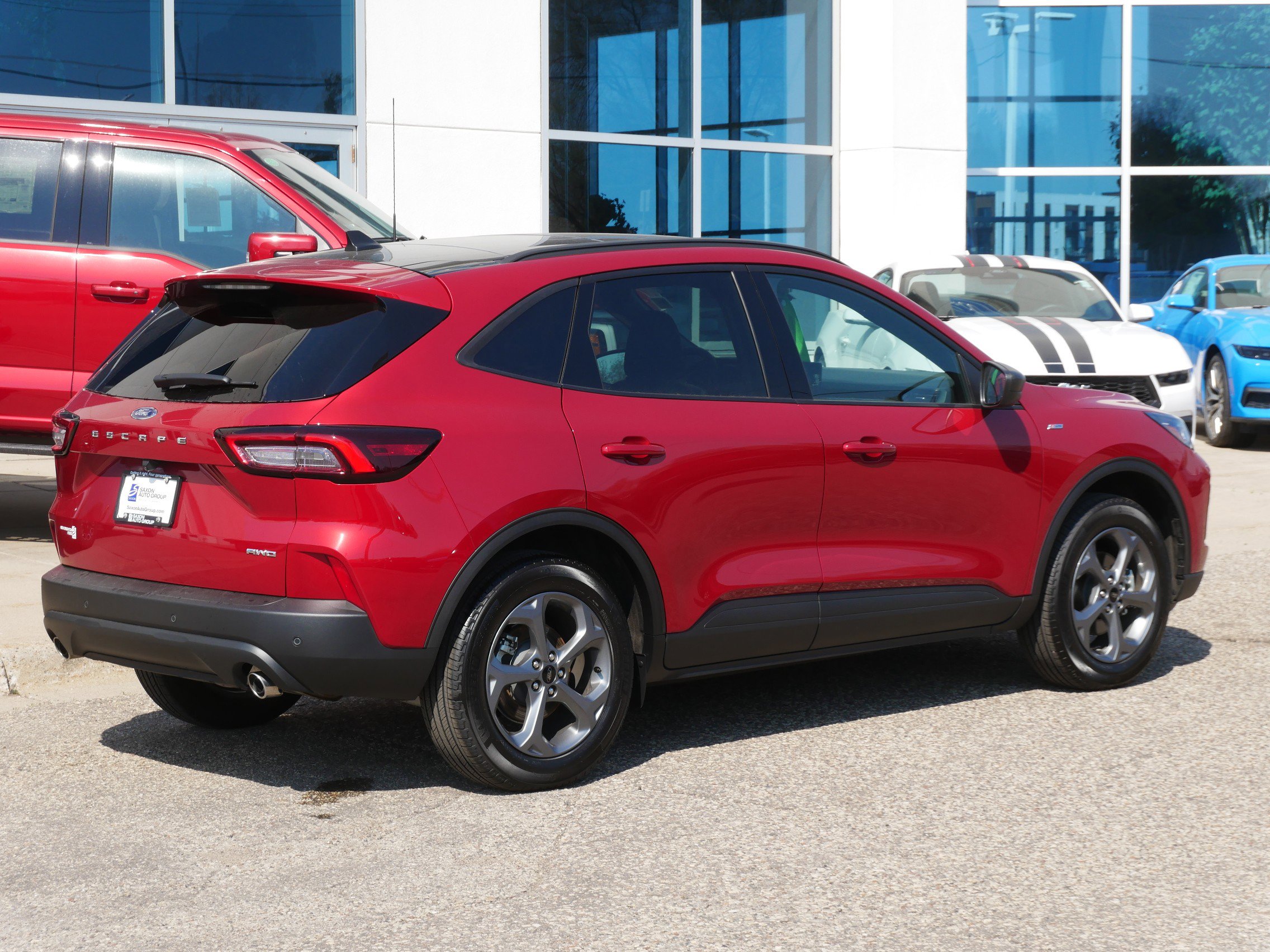 New 2025 Ford Escape ST-Line w/ Tech Pack #1 AWD/4WD image 3