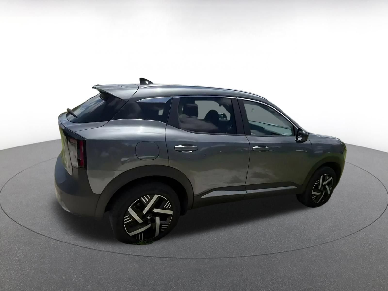 Used 2026 Nissan Kicks SV FWD image 13