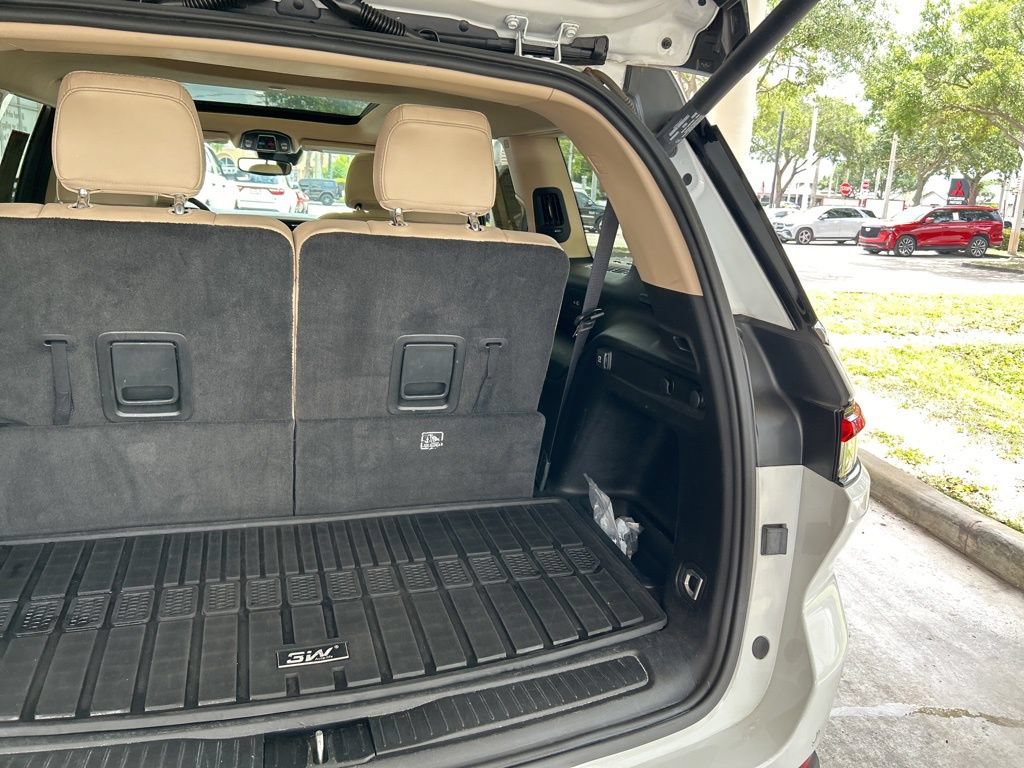 Used 2021 Jeep Grand Cherokee L Limited RWD image 34