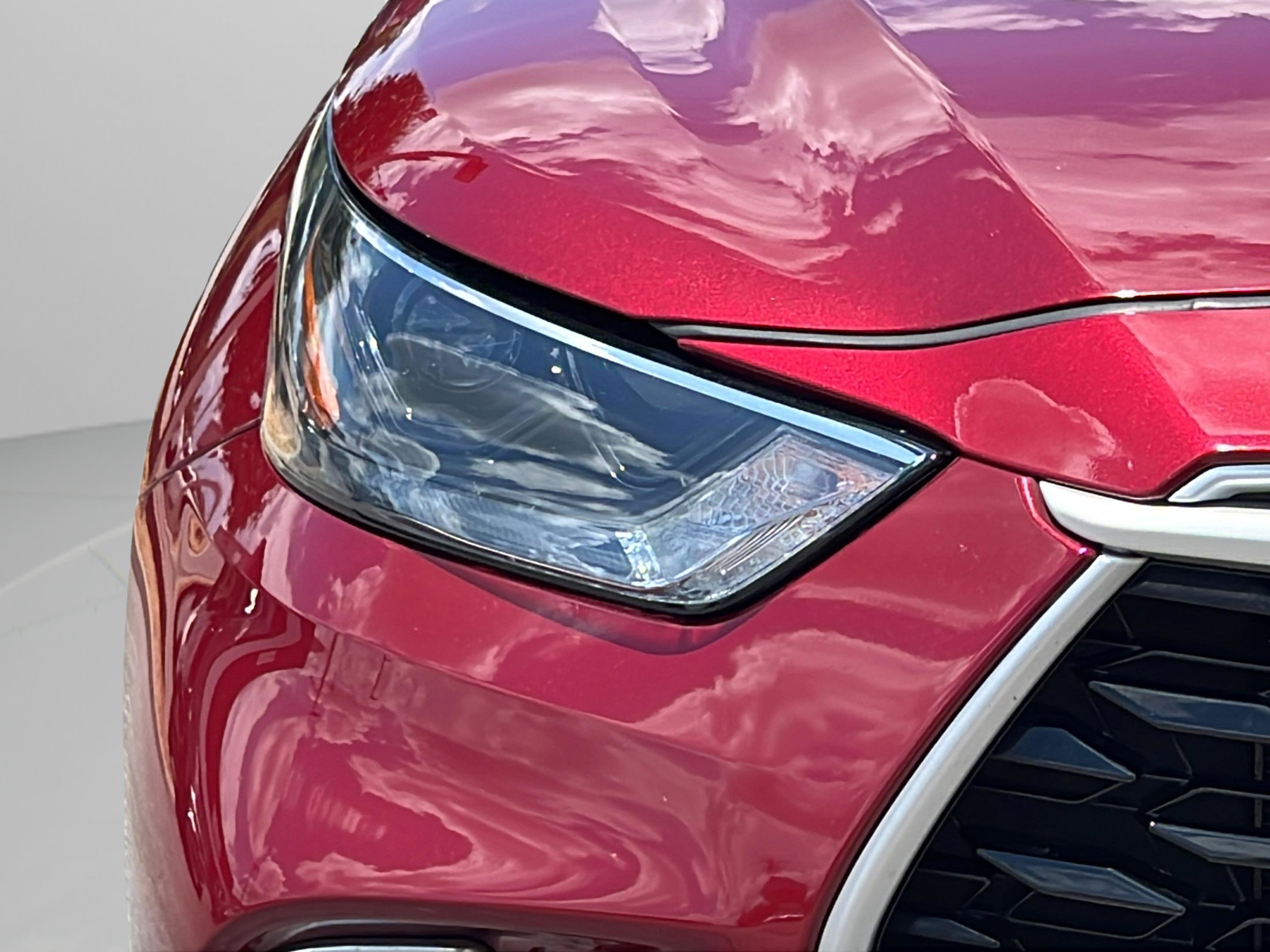 Used 2022 Toyota Highlander LE FWD image 24
