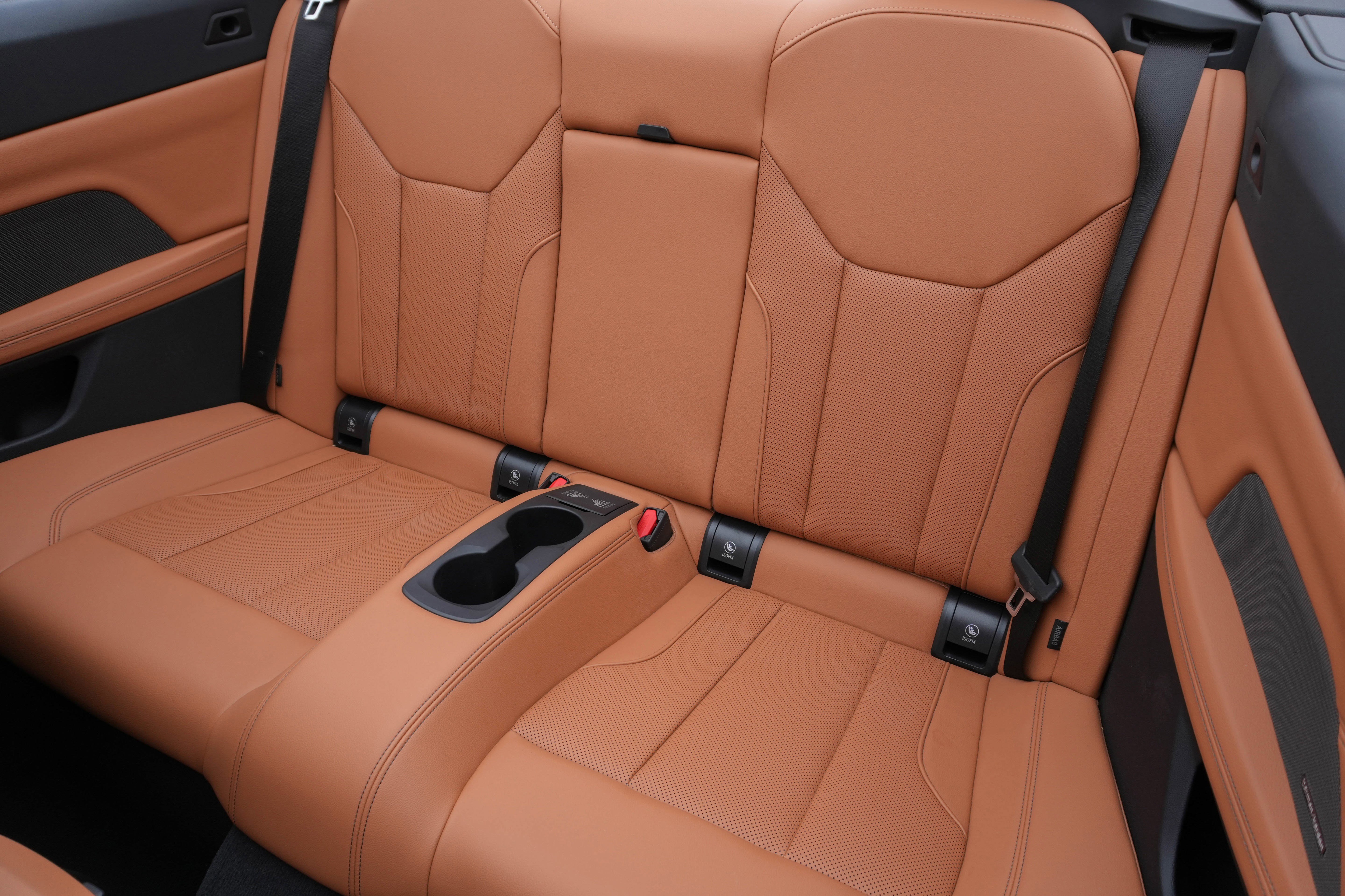 Certified 2026 BMW M440i Convertible RWD image 38