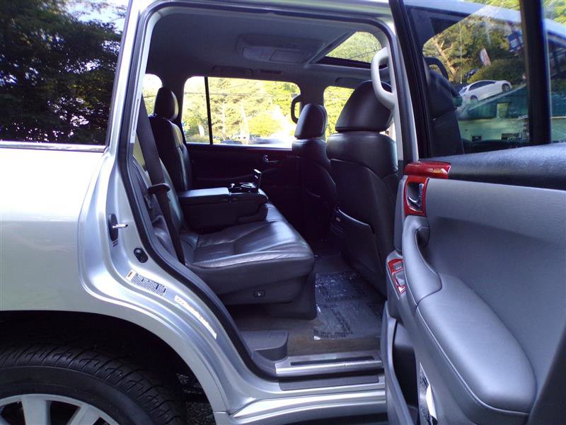 Used 2009 Lexus LX 570 4WD image 21