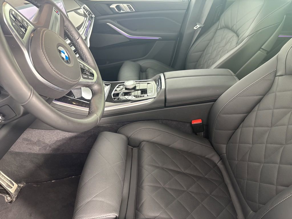 Used 2026 BMW X5 xDrive40i w/ Executive Package image 13