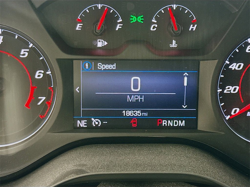 Used 2023 Chevrolet Camaro LT w/ Technology Package image 11