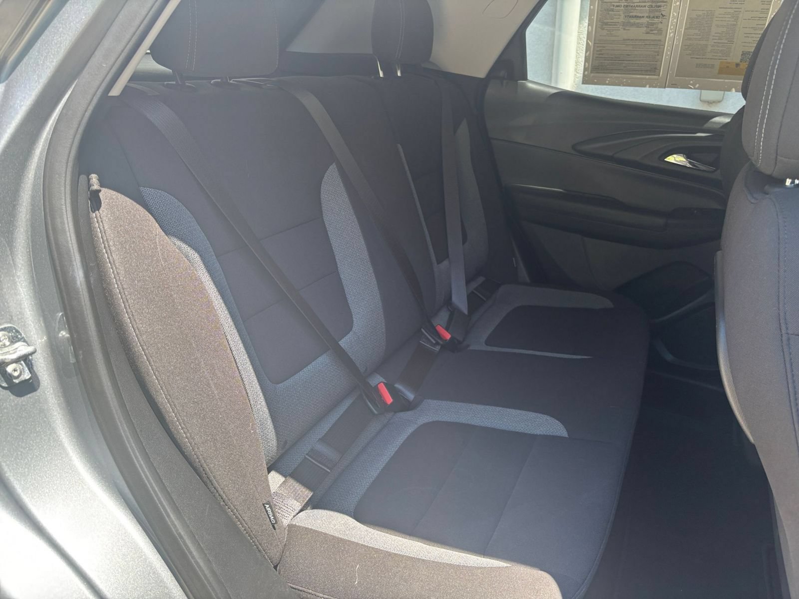 Used 2025 Chevrolet TrailBlazer LT FWD image 37