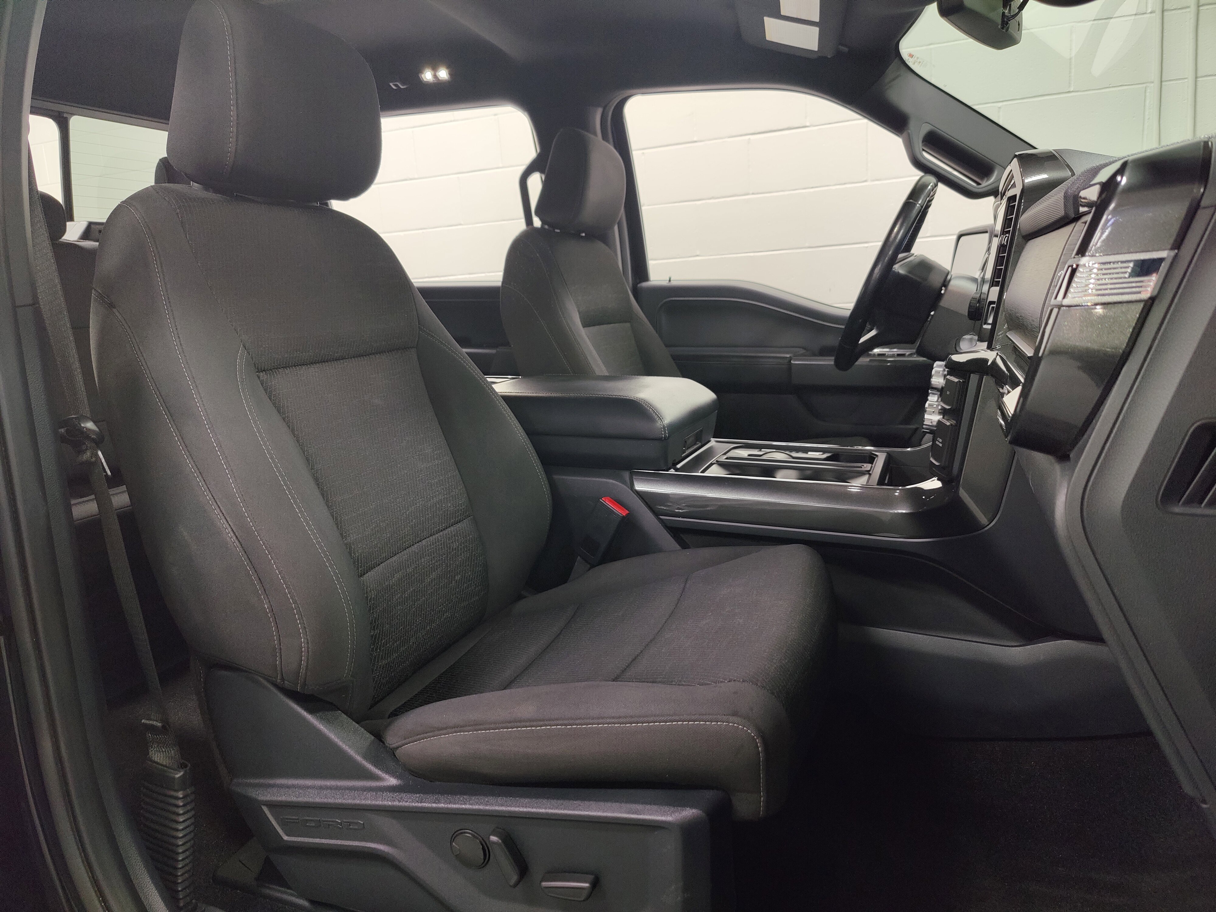 Used 2022 Ford F150 XLT w/ Equipment Group 302A High AWD/4WD image 6