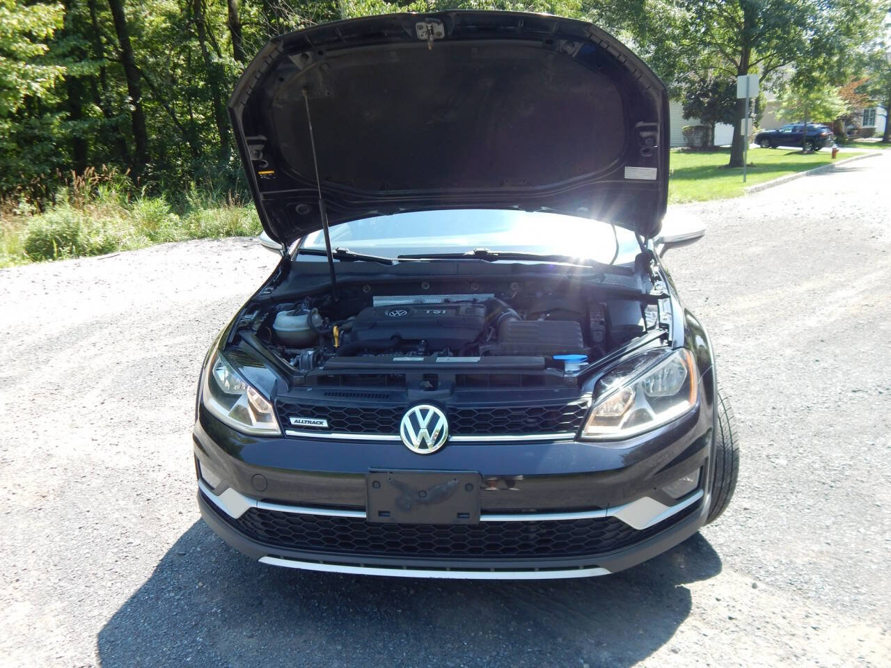 Used 2017 Volkswagen Golf Alltrack AWD/4WD image 18