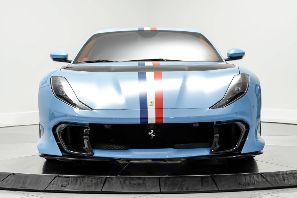 Used 2023 Ferrari 812 Competizione RWD image 2