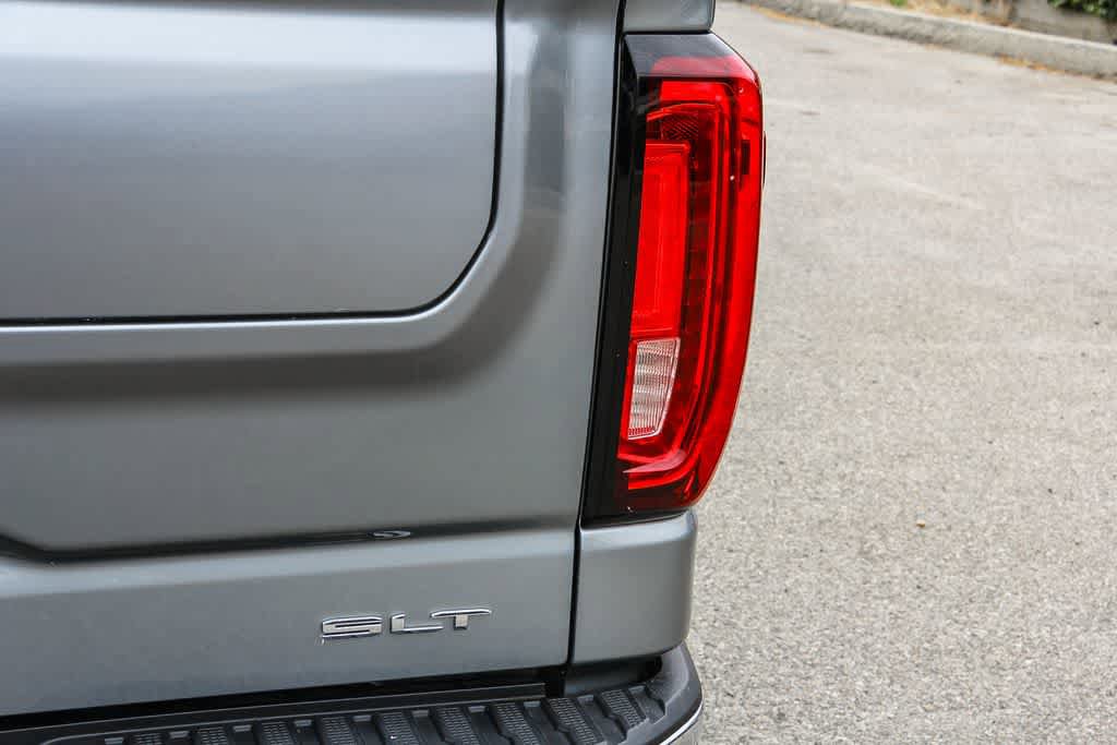 Used 2024 GMC Sierra 1500 SLT w/ SLT Premium Plus Package AWD/4WD image 11