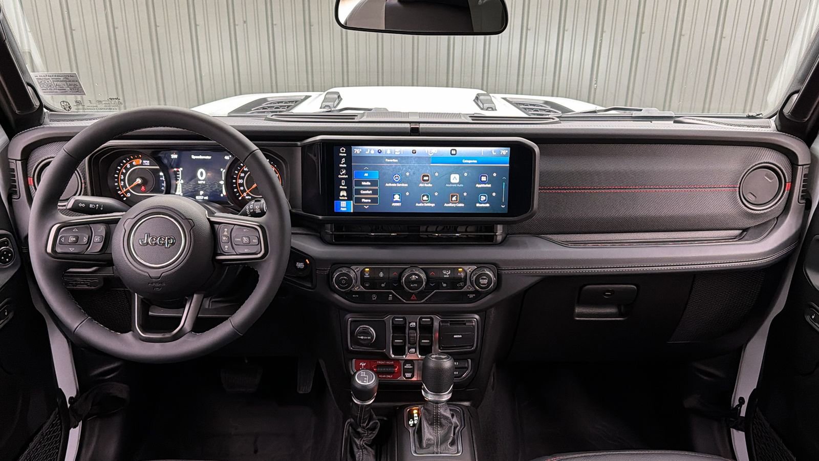 Used 2025 Jeep Wrangler Rubicon w/ Convenience Group image 45