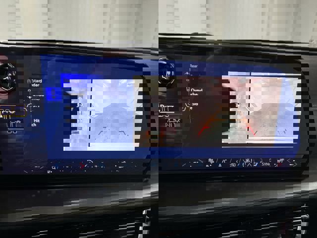 New 2026 Chevrolet Traverse LT w/ Sun and Wheel Package image 15