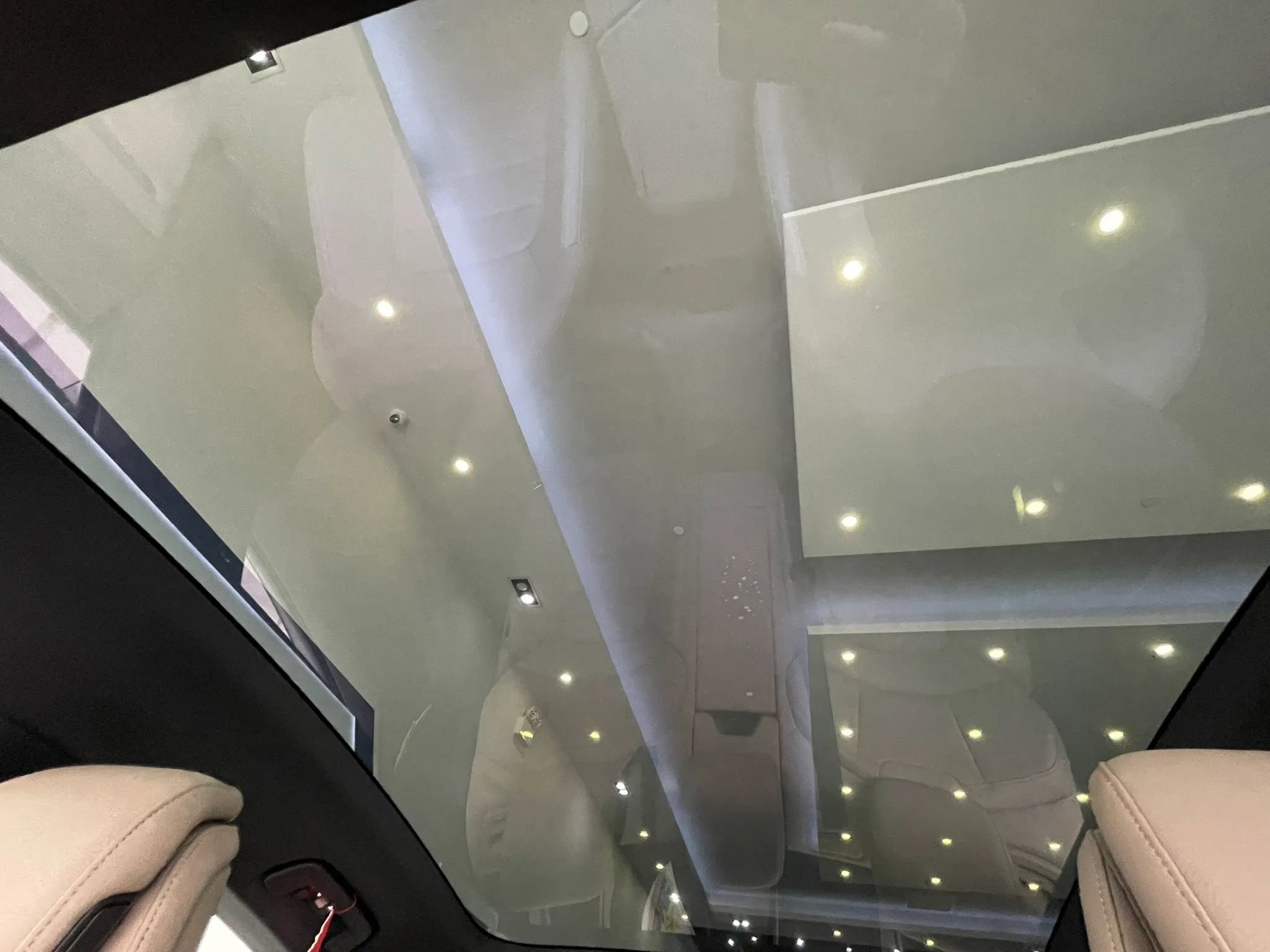 Used 2021 Porsche Taycan RWD image 15