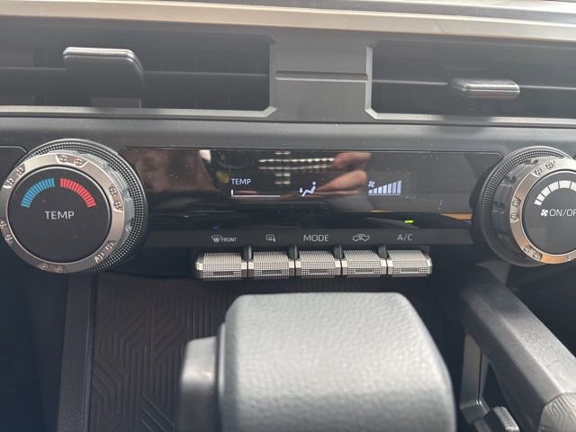 Certified 2026 Toyota Tacoma SR5 AWD/4WD image 12