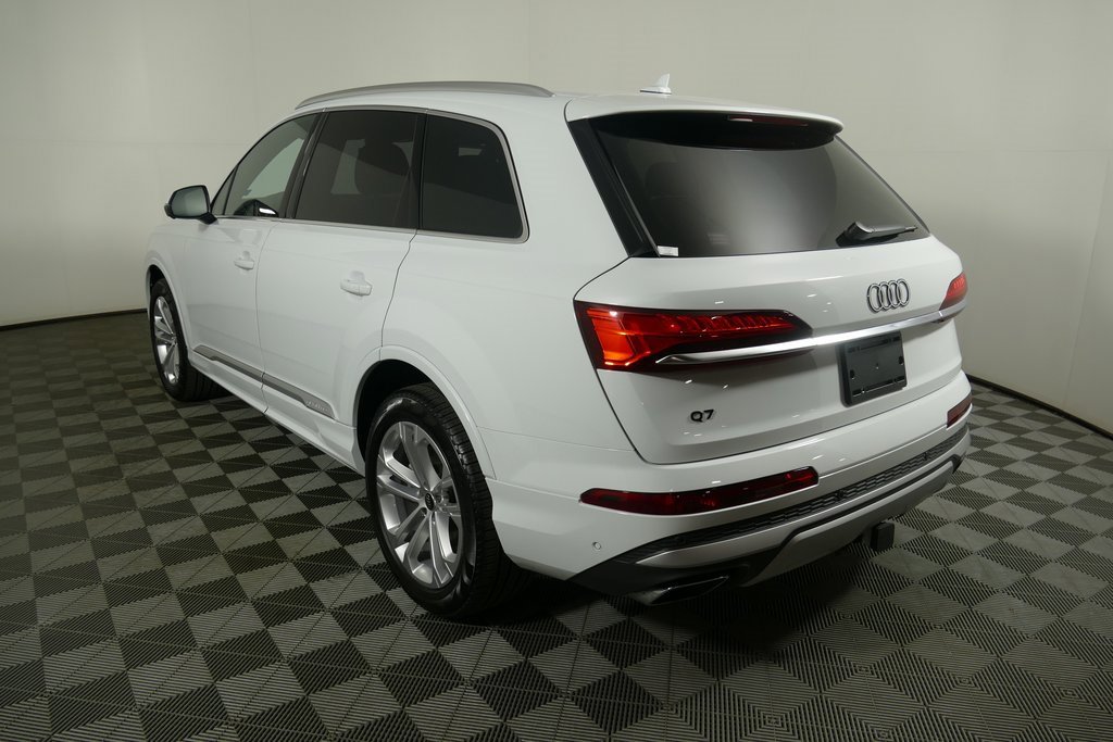 Used 2025 Audi Q7 3.0T Premium Plus image 5