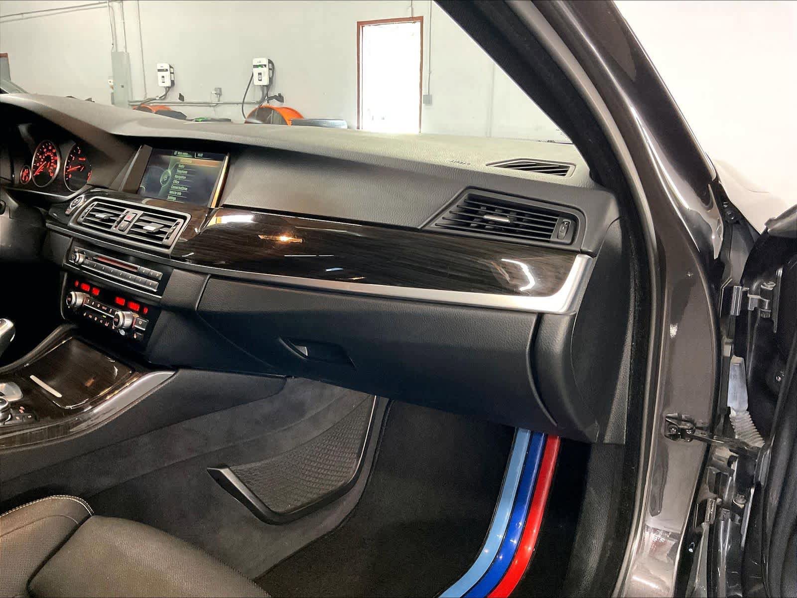 Used 2014 BMW 535i xDrive Sedan AWD/4WD image 17