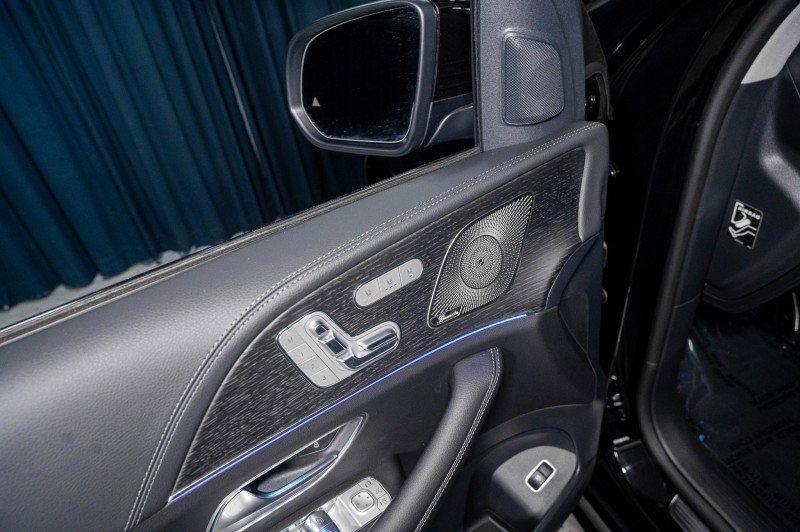 New 2026 Mercedes-Benz GLS 450 4MATIC image 12