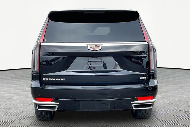 Used 2023 Cadillac Escalade Premium Luxury w/ Performance Package image 6