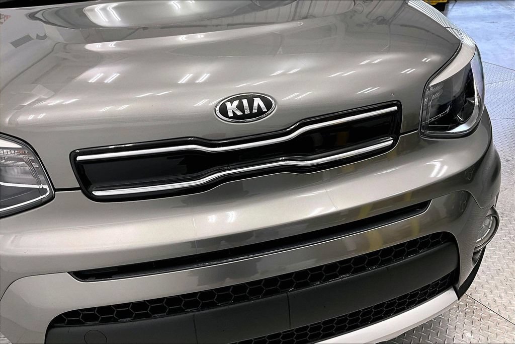 Used 2017 Kia Soul + FWD image 29