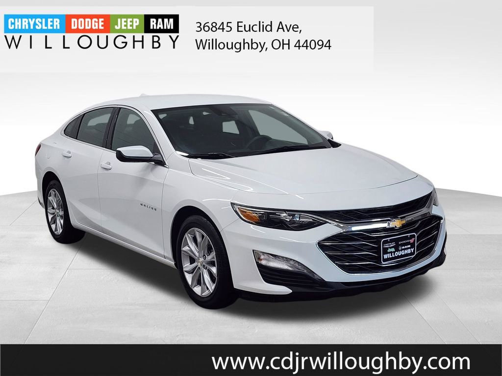 Used 2024 Chevrolet Malibu LT FWD image 3