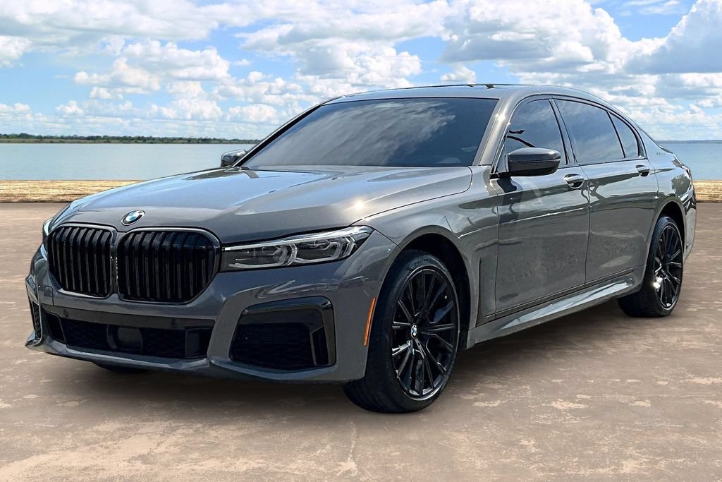 Used 2020 BMW 740i w/ M Sport Package RWD image 1
