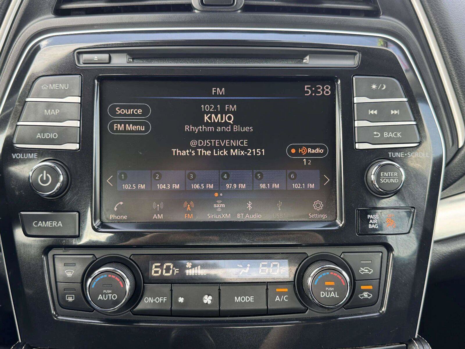 Used 2020 Nissan Maxima 3.5 SL w/ Floor Mat Group FWD image 32