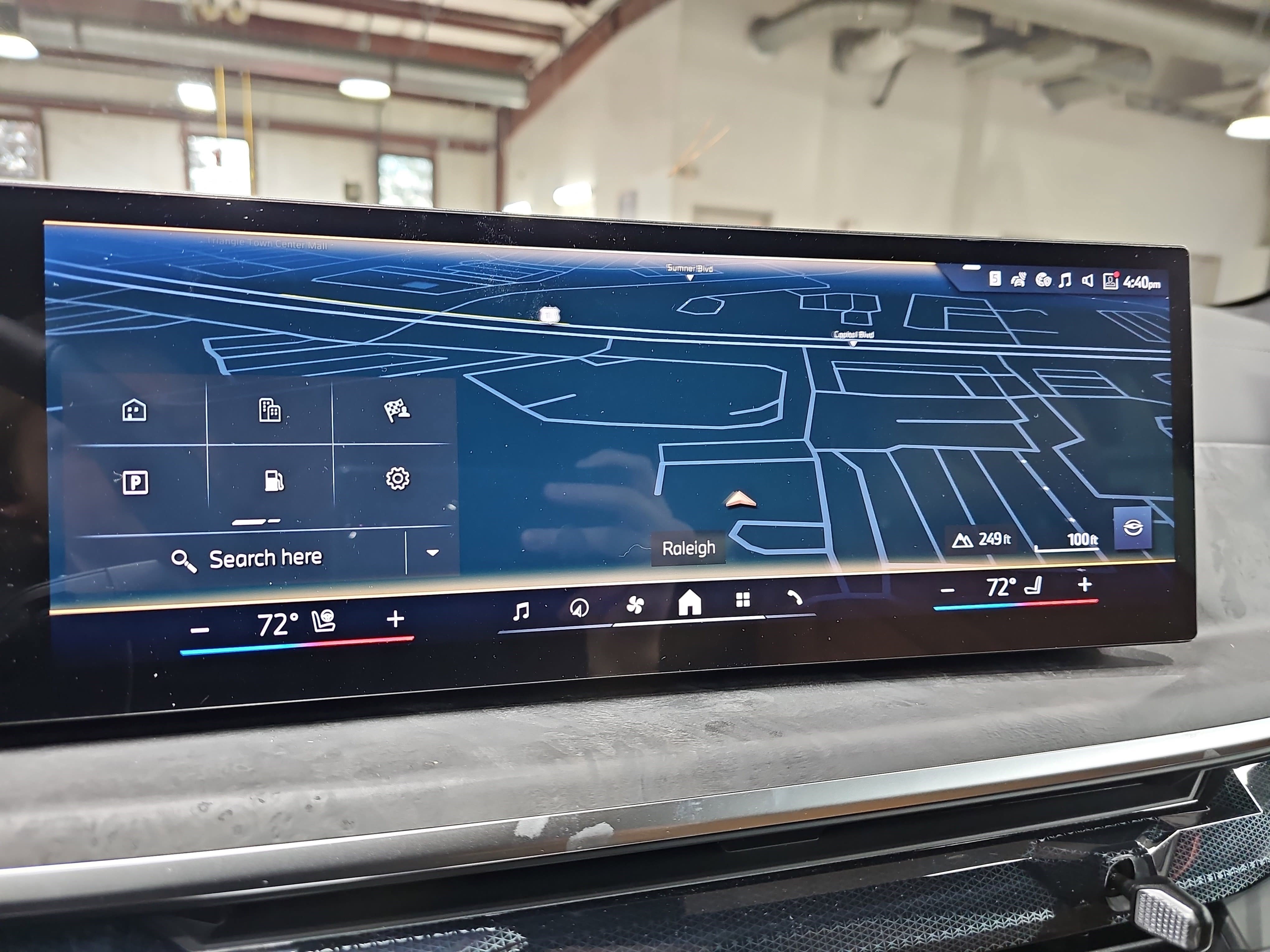 New 2026 BMW X5 xDrive40i w/ Climate Comfort Package image 25