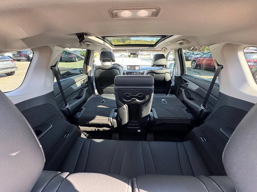Used 2023 Acura MDX w/ Technology Package AWD/4WD image 34