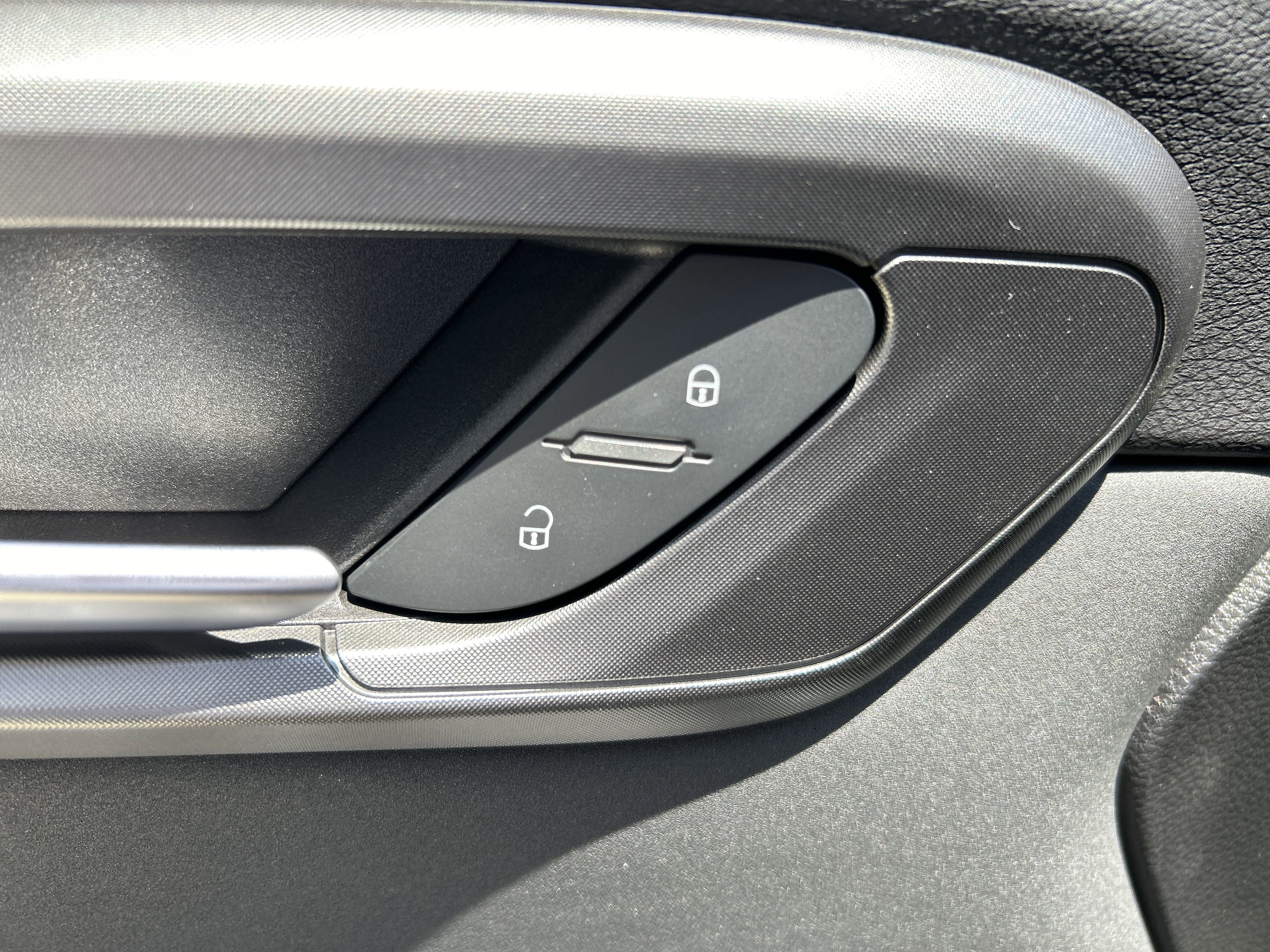 New 2025 Dodge Hornet GT w/ GT Blacktop Package image 15