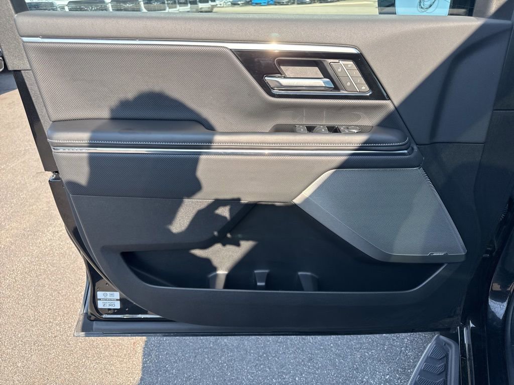 Used 2025 GMC Sierra EV Denali image 28