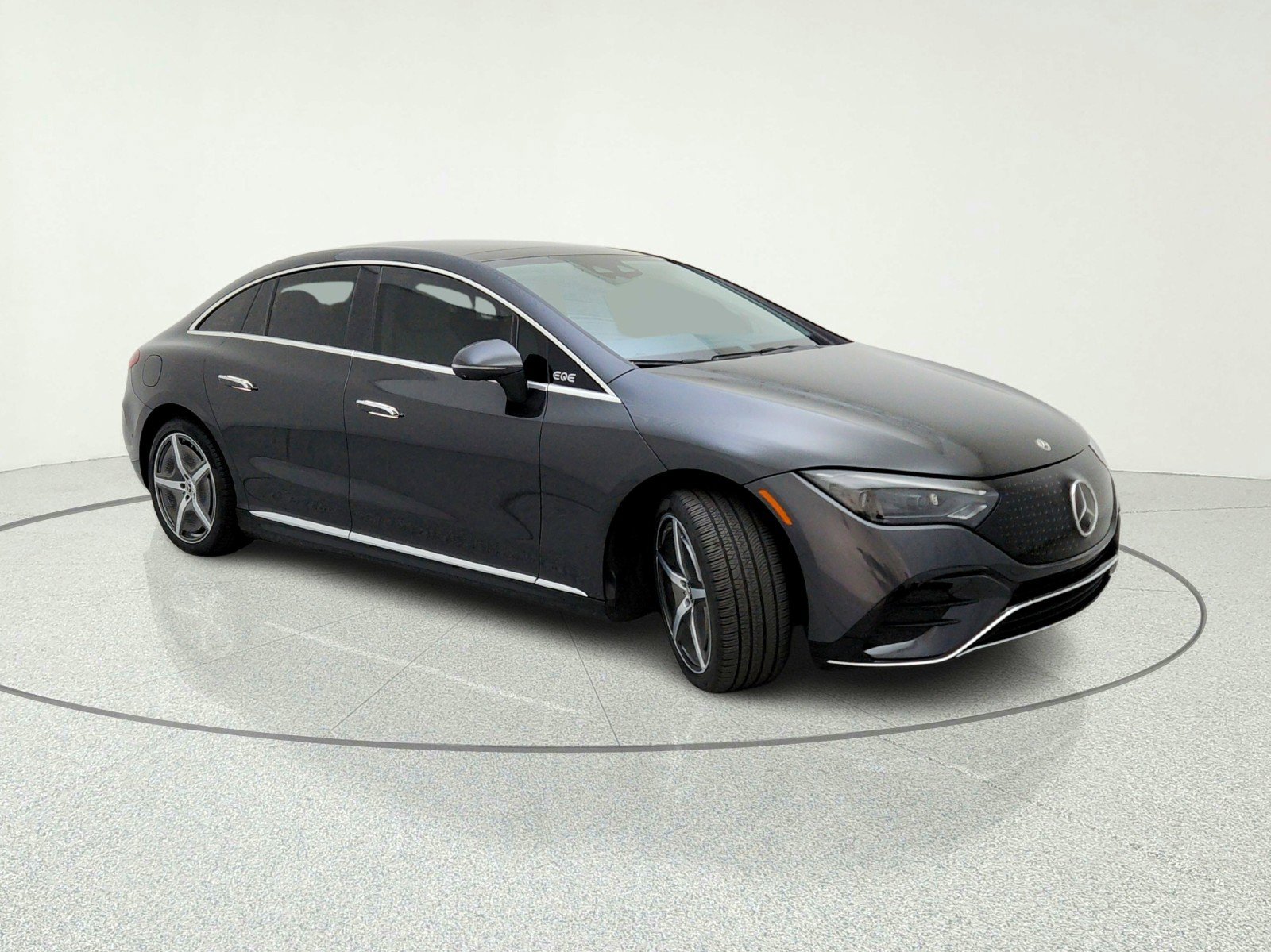 Used 2023 Mercedes-Benz EQE 350+ Sedan image 5