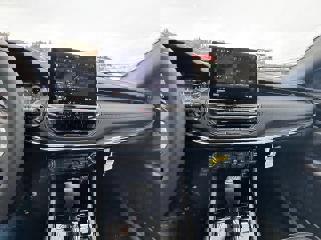 New 2026 Jeep Compass Limited image 35